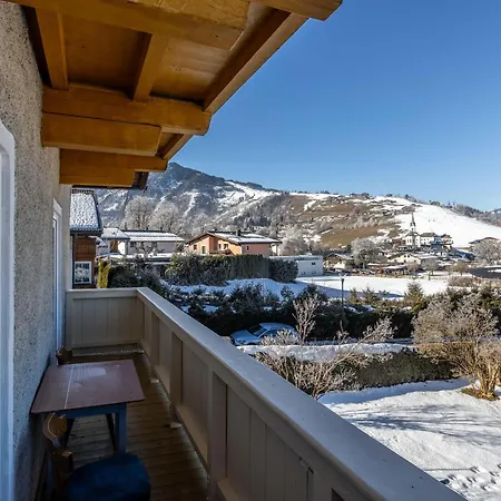 아파트 Lovely Rita,