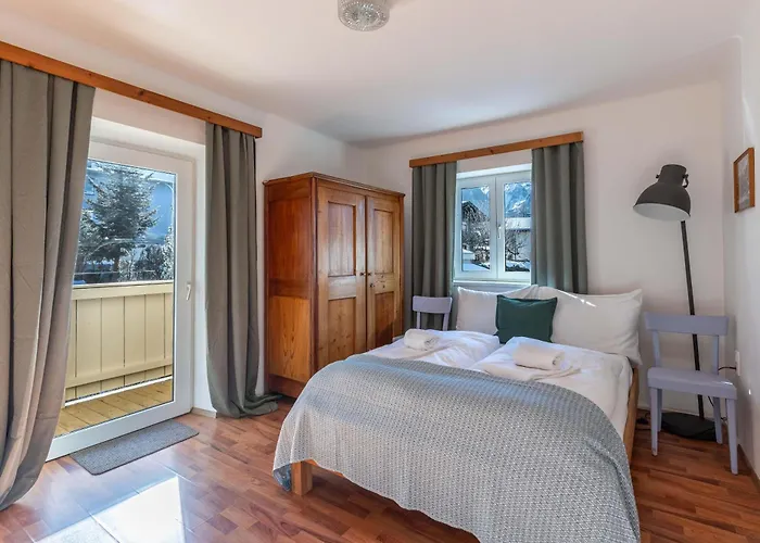 شقة Lovely Rita, كابرون