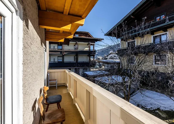 شقة Lovely Rita, كابرون